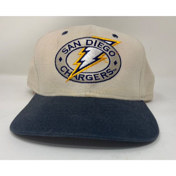 Vintage San Diego CHARGERS NEW ERA Snapback Hat Cap Made In USA Bolt Circle